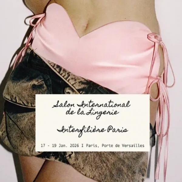 日本の技術がパリへ。ヴィオレッタが次世代フリーカット生地でインナー素材展に出展♪