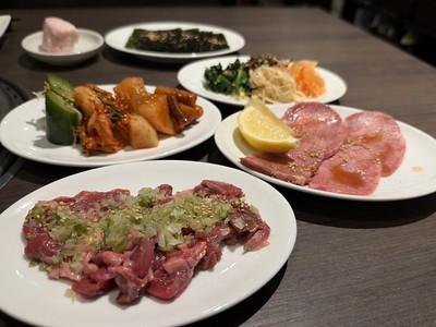 【新宿】上タン塩から和牛ハラミまで♡「焼肉酒家 李苑」で楽しむ、充実の焼肉コース