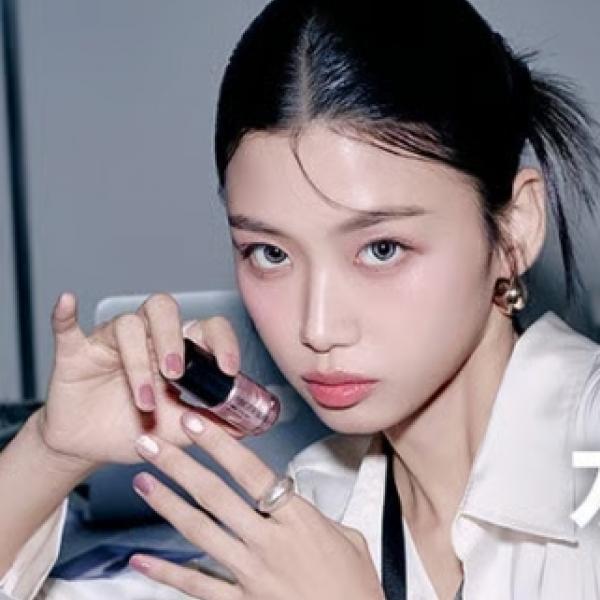 TWICEナヨンがミューズ♡発売3日で完売した「FINGER SUIT」水光マグネットポリッシュがロフトに登場