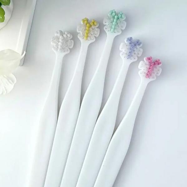 【3日間で先行予約6,500本】歯は縦に生えているのに、なぜ横に磨く？歯科衛生士が開発した縦磨き専用歯ブラシ「Tate.（タテ）」