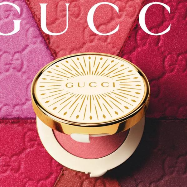 グッチ ビューティから春の新作「グッチ グロウ ブラッシュ」登場。チークとハイライターを融合した革新的なアイテムで、光と色彩のハーモニーを♡