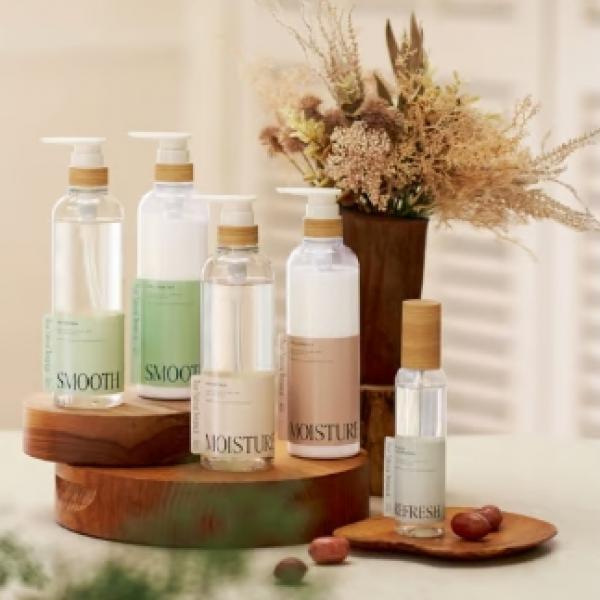 Pure Natural Botanical「Christmas Market 2025」に出展!先着1,000名に1DAYトライアルセットをプレゼント♡