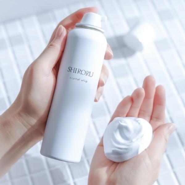 3年連続国内売上No.1達成♡SHIRORU「クリスタルホイップ」炭酸泡洗顔で叶える透明感美肌
