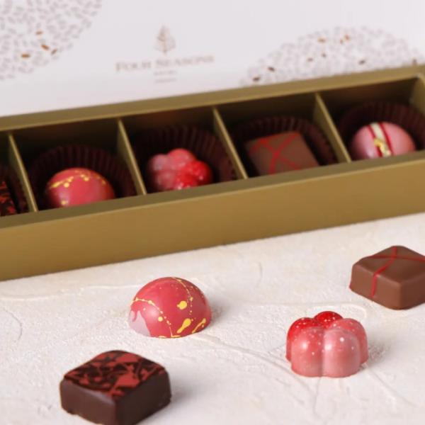【フォーシーズンズホテル大阪】バレンタインデープロモーション2026!日本の香りで心をととのえるボンボンショコラ