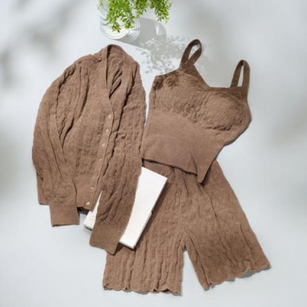 nainen、人気の温活3点セット再入荷♡"体温を1℃上げる"ニットランジェリーで冬支度