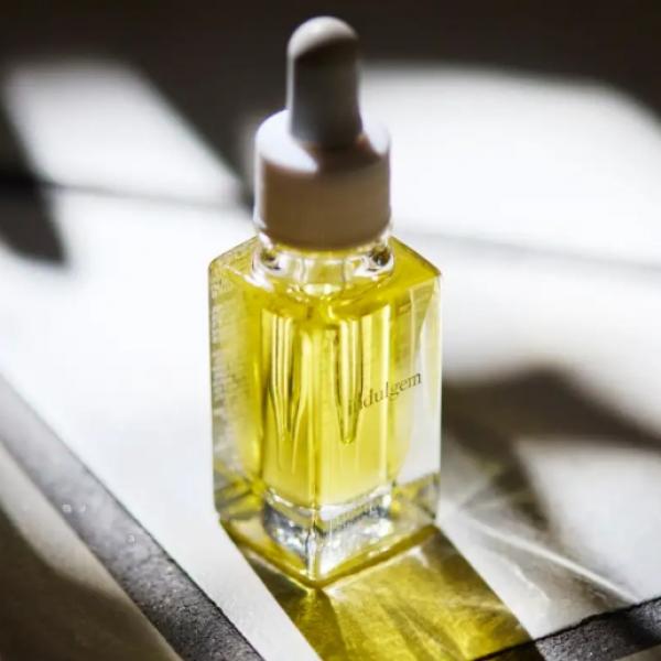 「香りを楽しむ」を中心に据えた新発想♡アロマブランド『indulgem』から100%天然由来の美容液が誕生