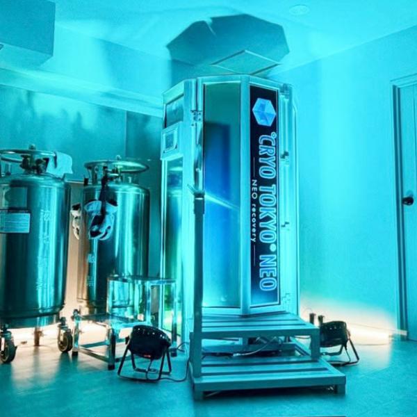 たった3分で800キロカロリー消費！？-196℃の極冷「アイスサウナ」が恵比寿に上陸、城咲仁氏がアンバサダーに♪