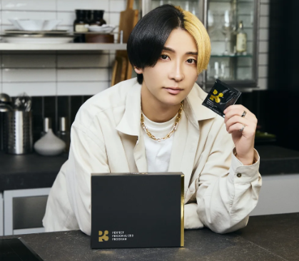 YouTuberヒカルプロデュース！話題のNMNサプリ「P3」が電車内広告に初登場♡