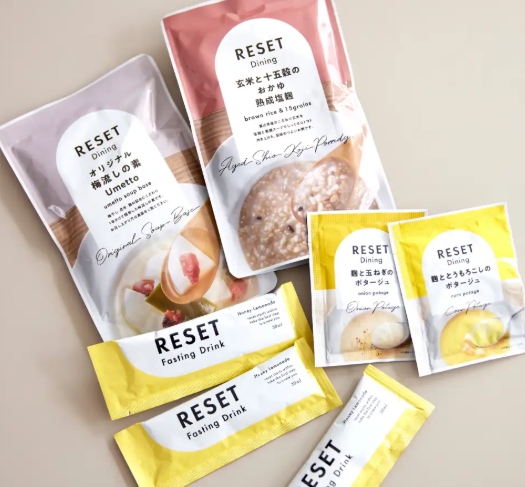 つらいファスティングはもう卒業！3日間で完結する"食べない腸活"「RESET BOX」が話題◇