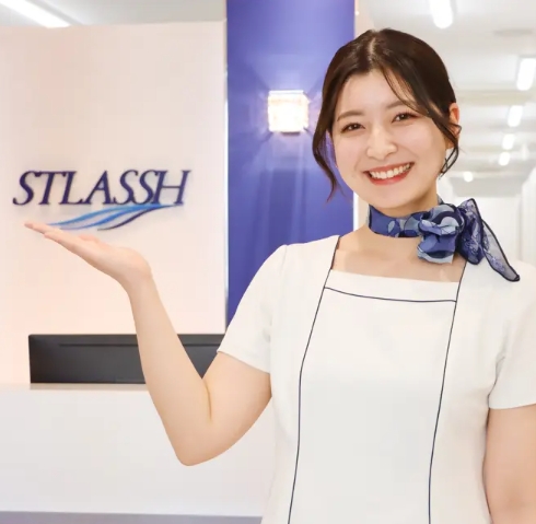  女性脱毛サロン「ストラッシュ」7月限定キャンペーン♡ Google口コミ件数No.1の実力派が贈る「美背中ケア」最大20%OFF♪