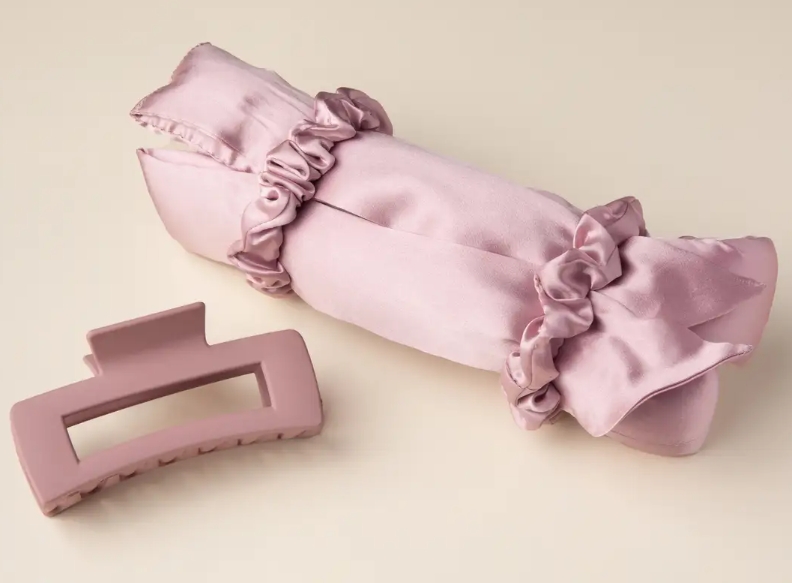 熱を使わずに美巻き髪♡ 日本初ヒートレスカール「CareHair」のシルク100%シリーズが登場