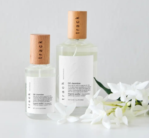 trackから待望の新作「Oil Jasmine」が登場！軽やかな素髪感を叶える