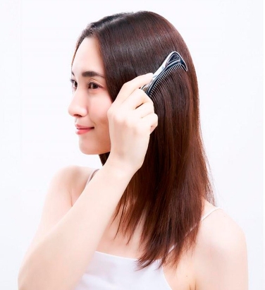 髪がまとまらない悩みを一瞬で解決♡コジット「CHROME BEAUTEサラツヤコーム」で叶える光沢感アップの新常識