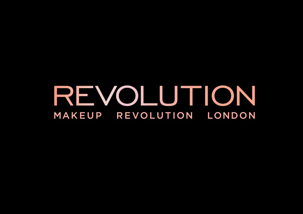 MAKE UP REVOLUTION❤?