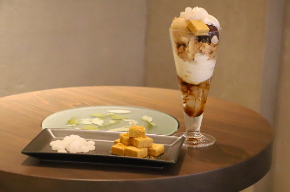 【新メニュー】体脂肪の気になる食物繊維たっぷり！きな粉ジェラートパフェ〜ナナズグリーンティ   