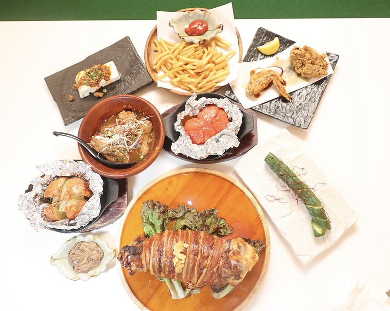  【新宿】あの巨大な骨付き「マンガ肉」が食べられる♡原始時代 新宿東口