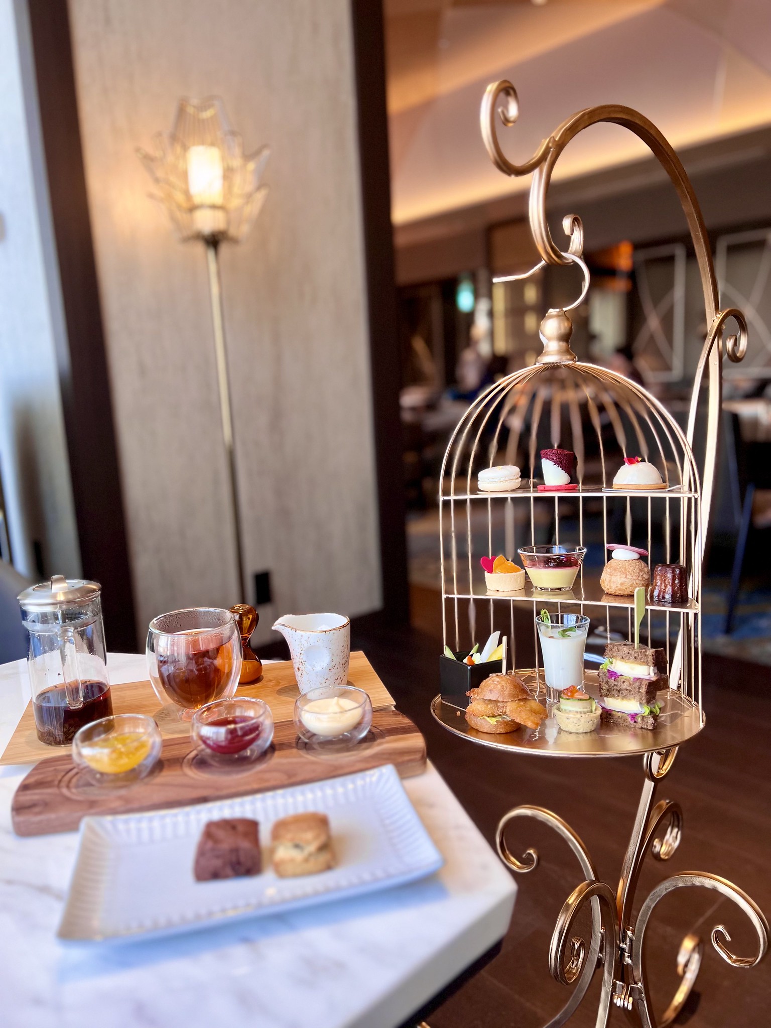 【広島】フォトジェニックな鳥かごアフタヌーンティー♡ヒルトン広島アリスのホワイトクリスマスアフタヌーンティー