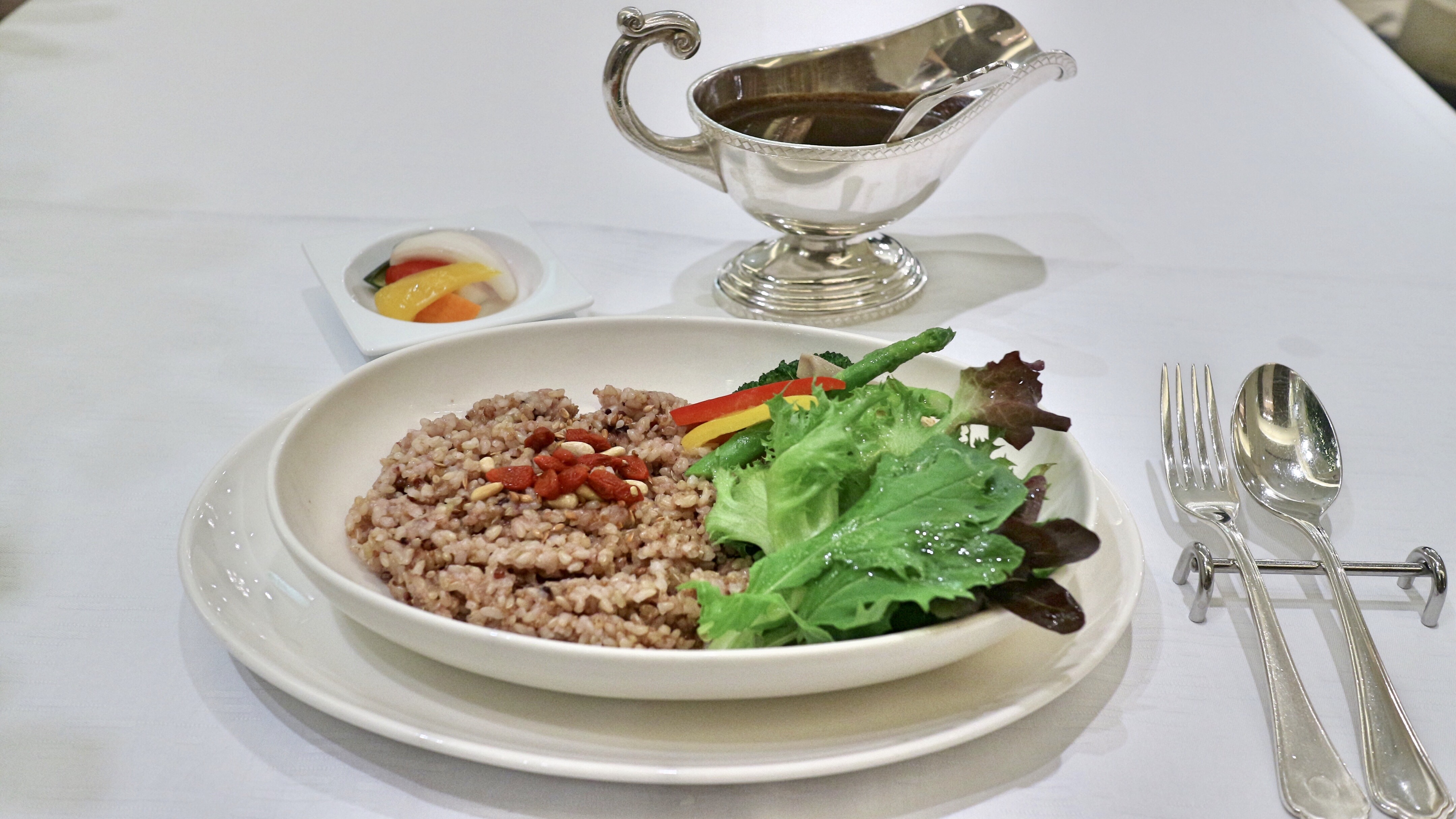 【美容】カレーは「究極の健康食」薬膳スーパーフードが入ったホテルニューオータニ新東京カレー