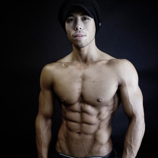 イケメン＆マッチョで話題のYouTuber♡　kanekin Fitness