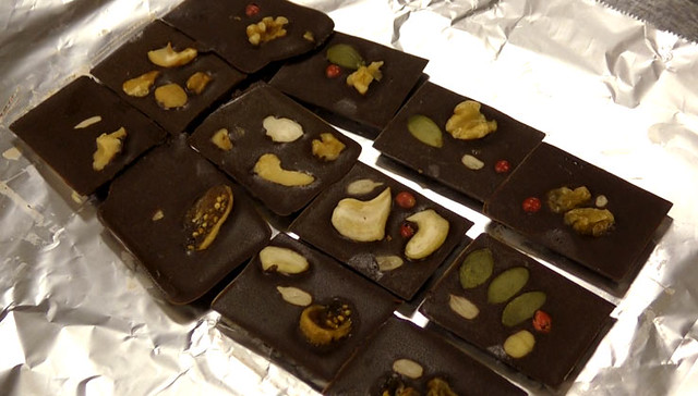 【スキルアップ/女子力アップ】カカオ豆の手焙煎からはじめる身体にやさしいチョコレート作り〜UCCコーヒーアカデミー東京校