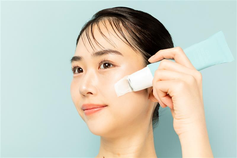 なりたい肌を時短で実現！日本限定「クールロールオンSUNセラム」が登場♡
