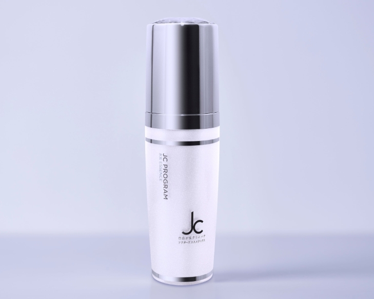 自宅で水光注射級の肌に♡自由が丘クリニック発「JC 水光エッセンス」が10月1日発売！塗るだけでツヤ肌が叶う渾身のレシピ◎