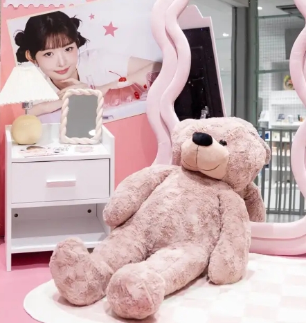 IVE REIのお部屋に招待♡銀座ロフトのLUNA POP UP STOREが豪華すぎる