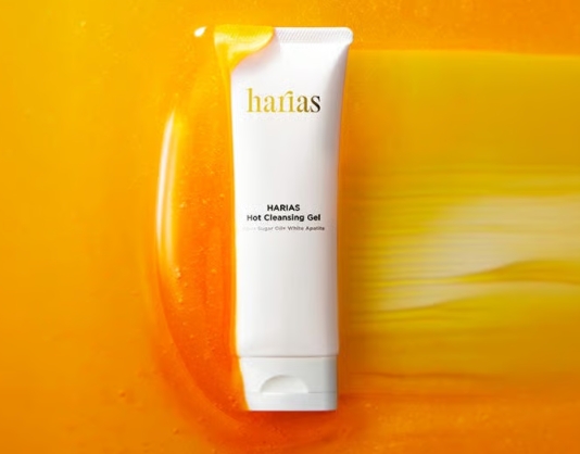 【HARIAS】累計100万個突破の薬用クッションファンデに待望のクレンジング登場!じんわり温感で毛穴ケアも♡