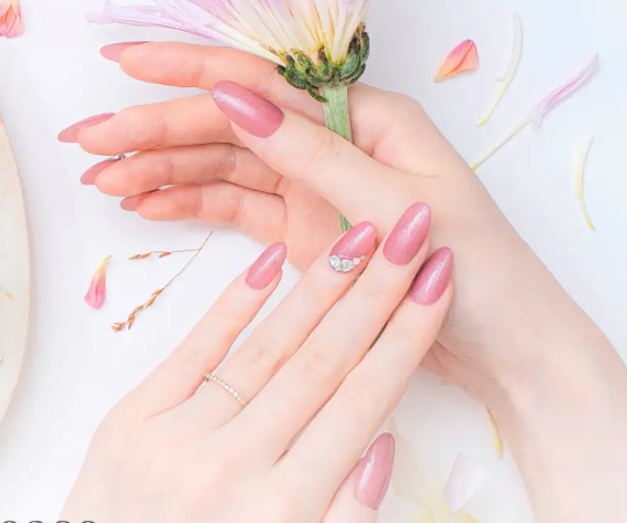 待望の新色10種がついに登場♡mao nail「マオジェル」で手元に透明感と輝きを纏って