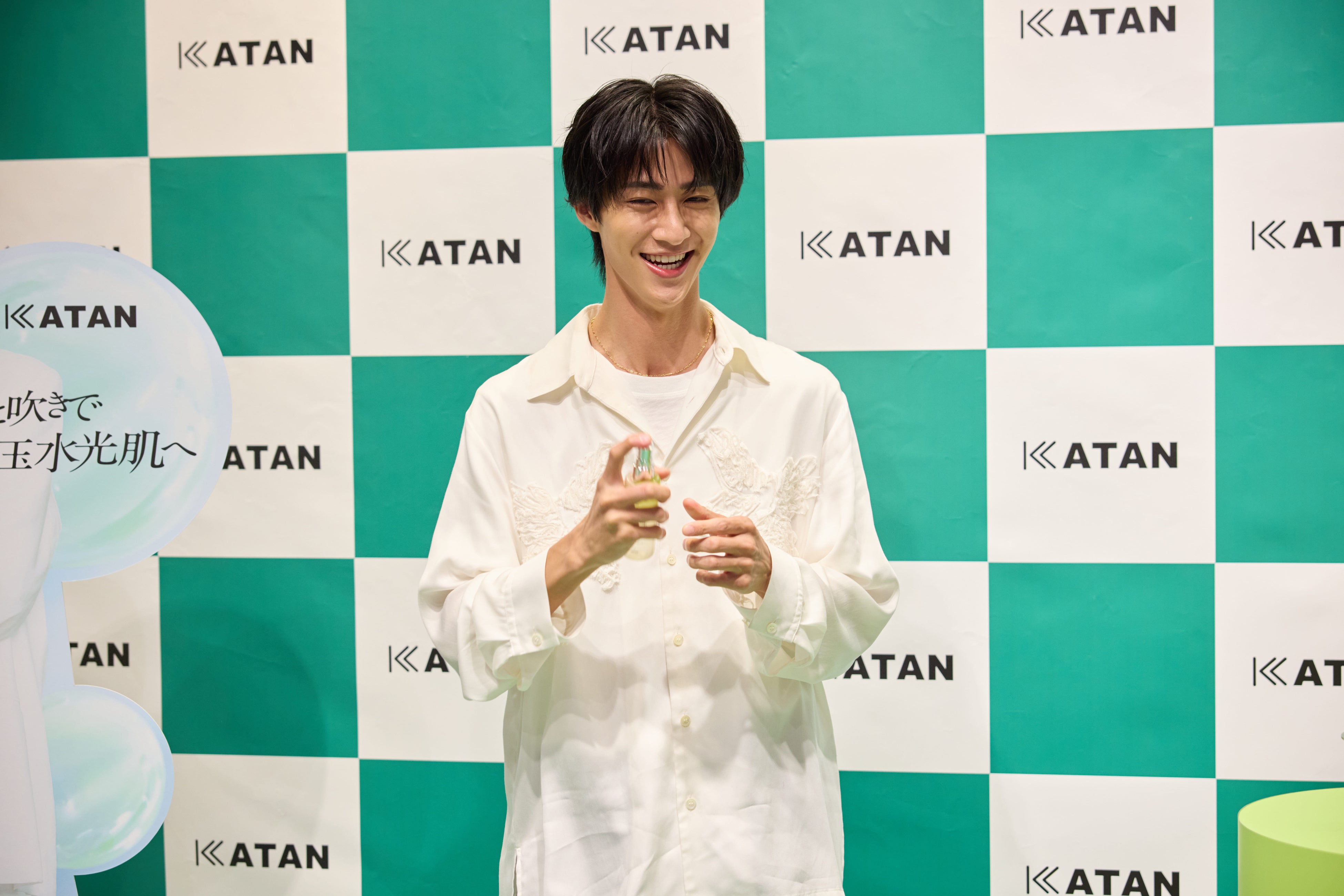 曽野舜太さんがKATANの新ブランドアンバサダーに就任。スキンケアは自分を大切にする時間。