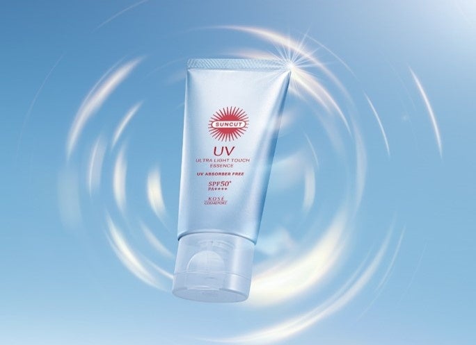 3冠受賞＆50万本突破！サンカット®「無重力感UV エッセンス」の実力