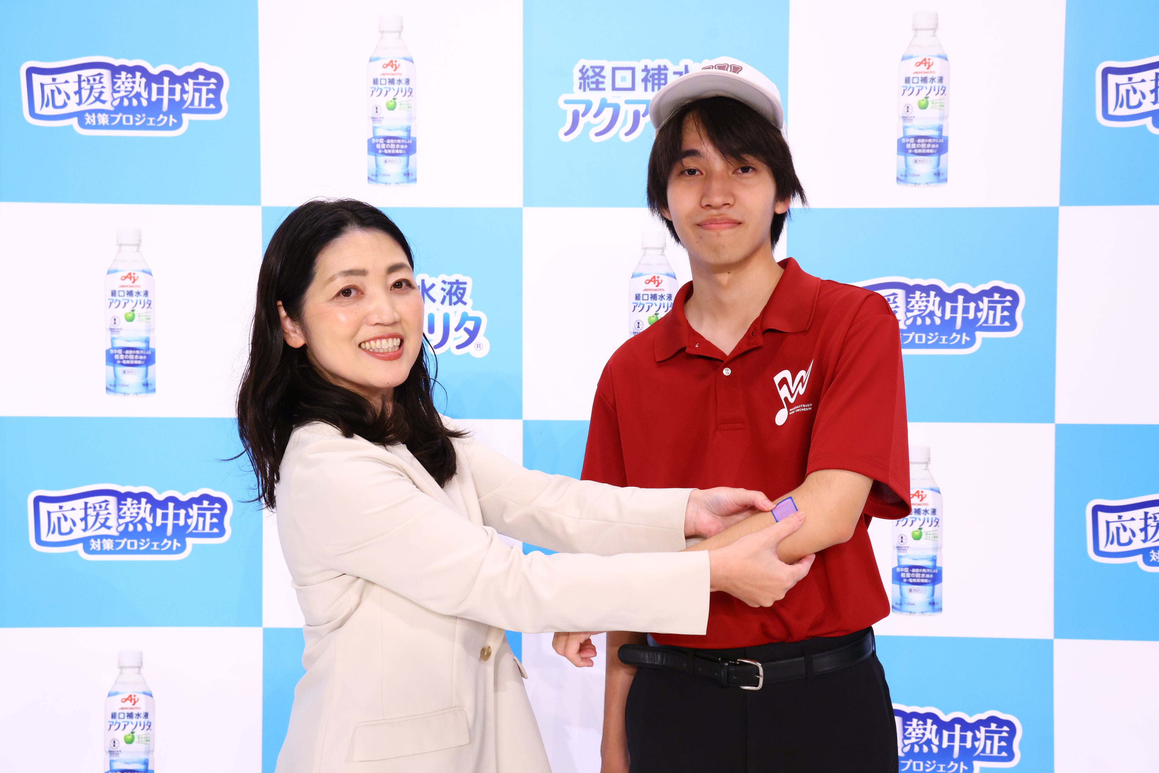 貼るだけで体温リスクが「見える」——吹奏楽部員にも試験提供された示温シールとは