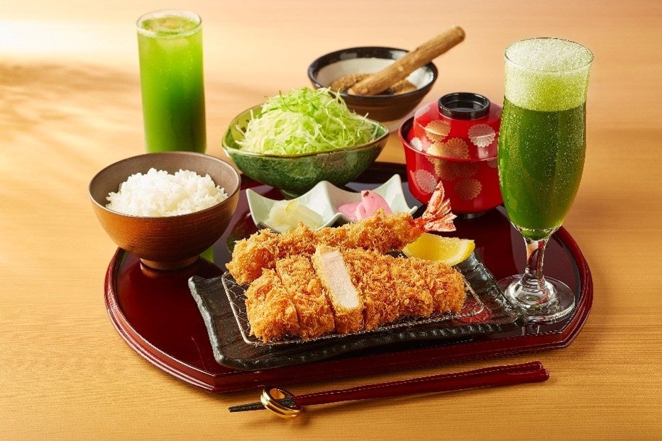 とんかつと一緒に野菜も。さぼてん×ファンケルのケールドリンクが夏限定で登場