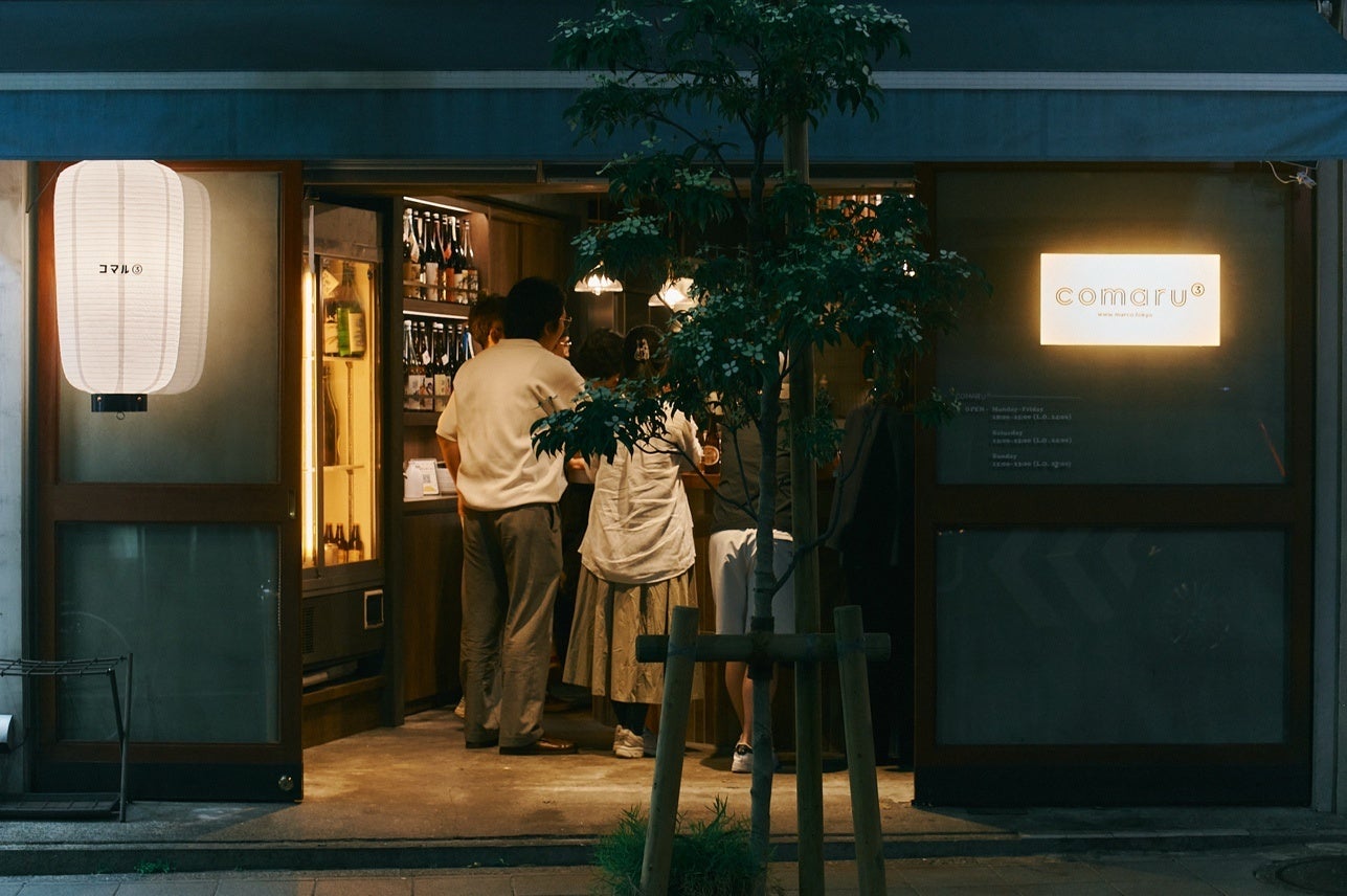 夏の夜は大人の立ち飲み酒場で。旬を詰め込んだ限定メニューが始まります