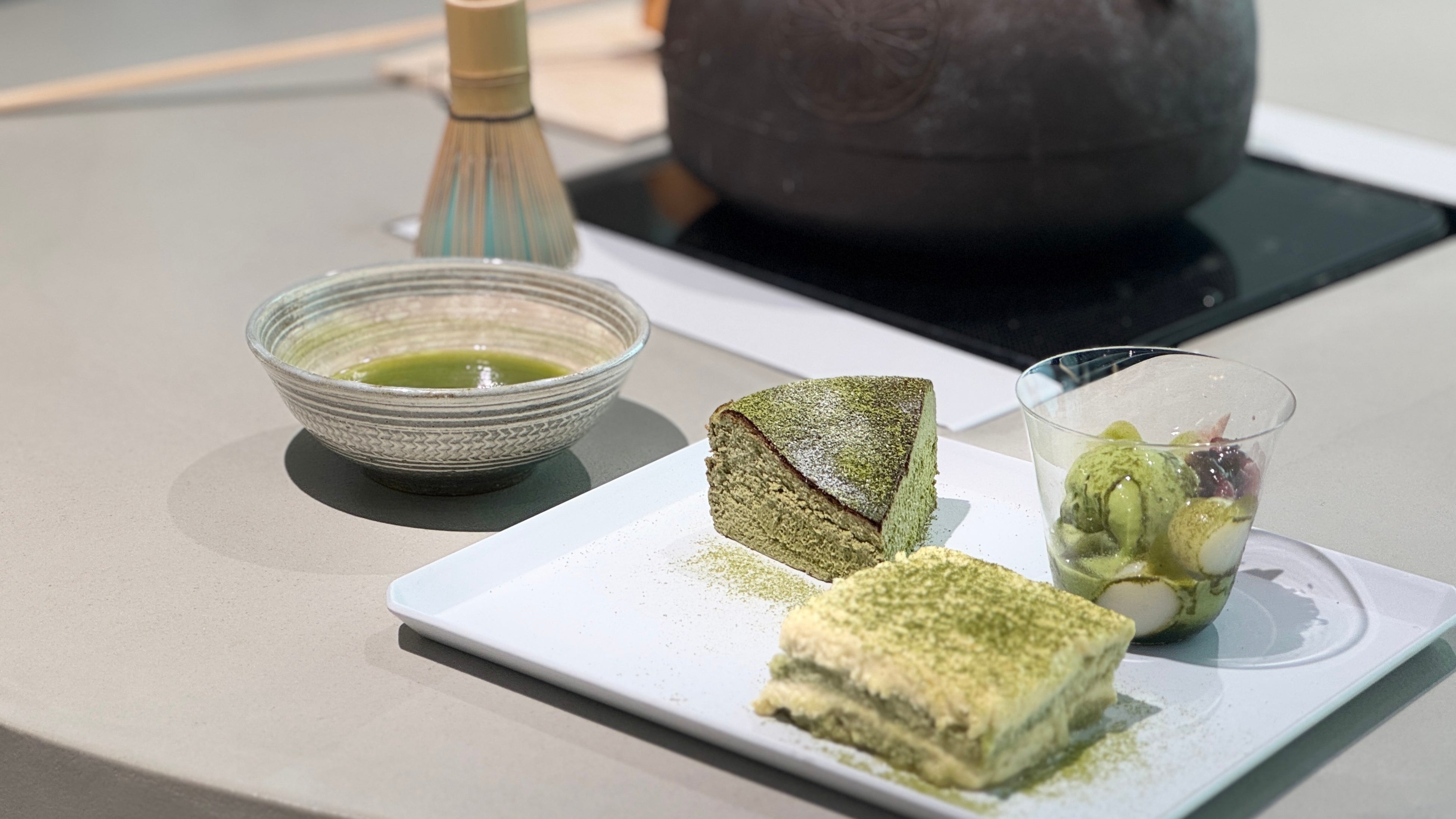 金沢の午後、自分の手で点てる抹茶体験
