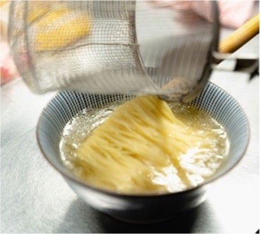 土岐アウトレットに「鯛塩そば 灯花」が上陸。黄金スープの一杯をショッピングのお供に