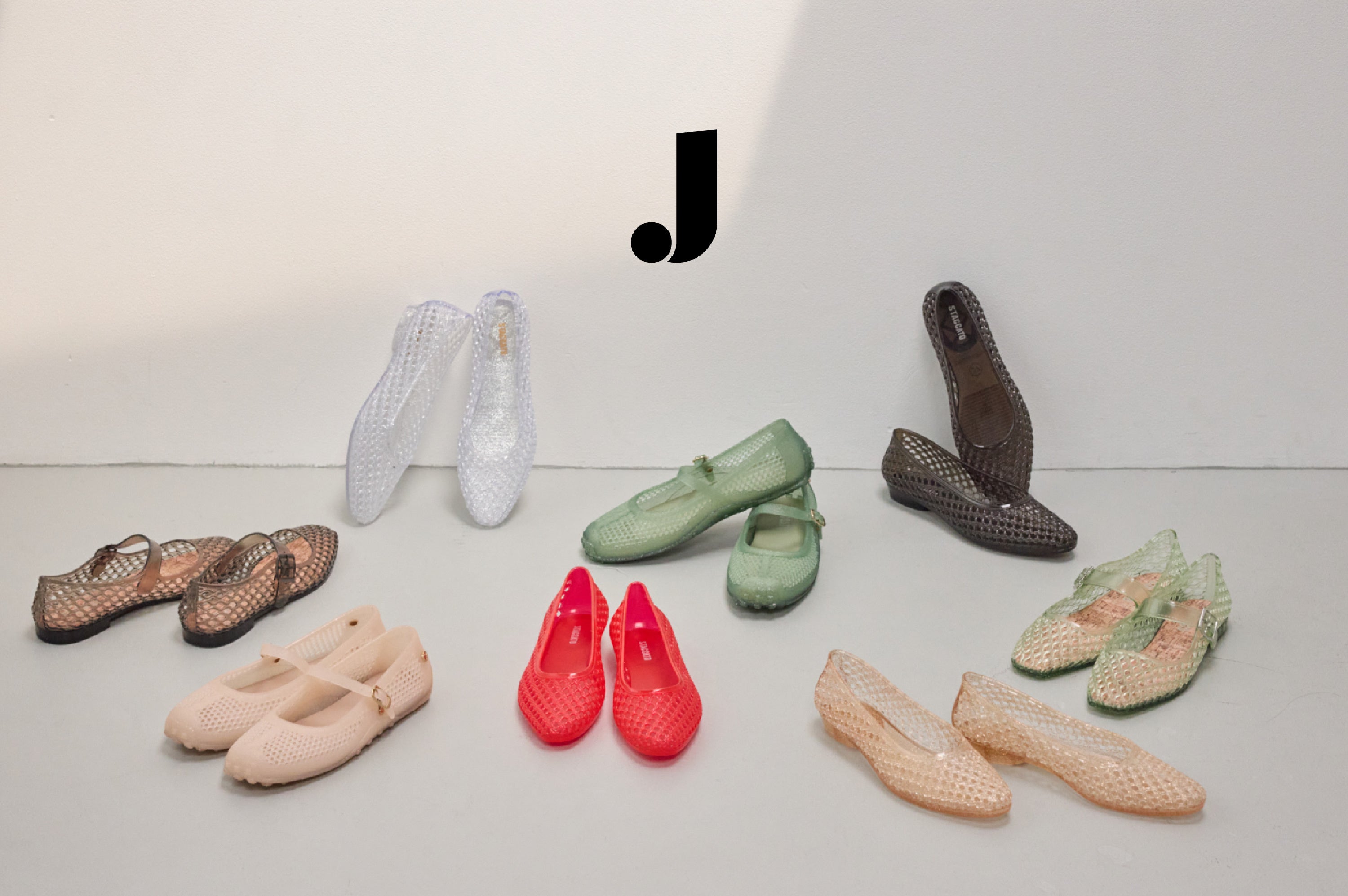 大人のジェリーシューズが今夏の足元をアップデート　STACCATOの新ライン『J.』