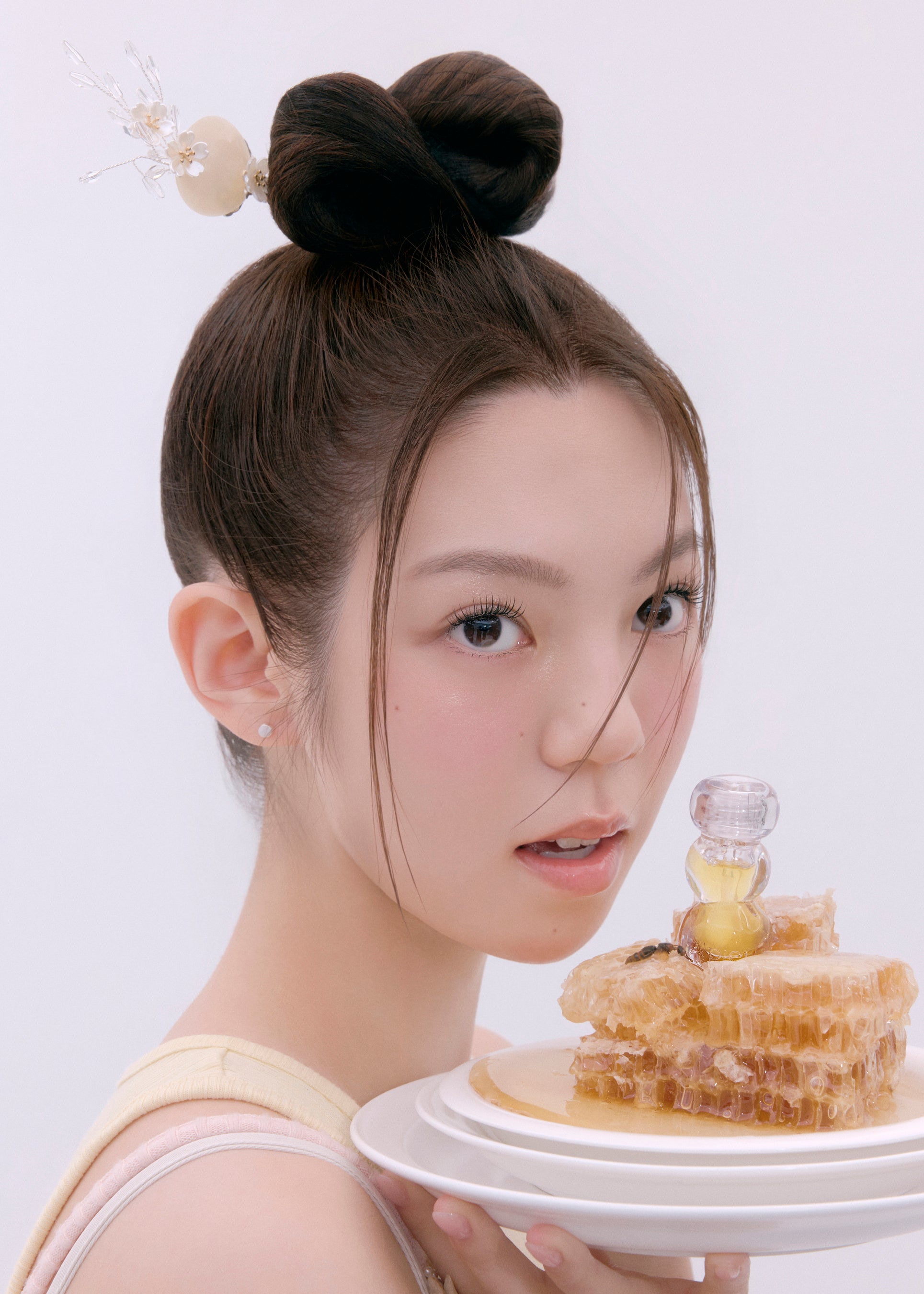 はちみつコーティングで、あれがちな唇をいたわる