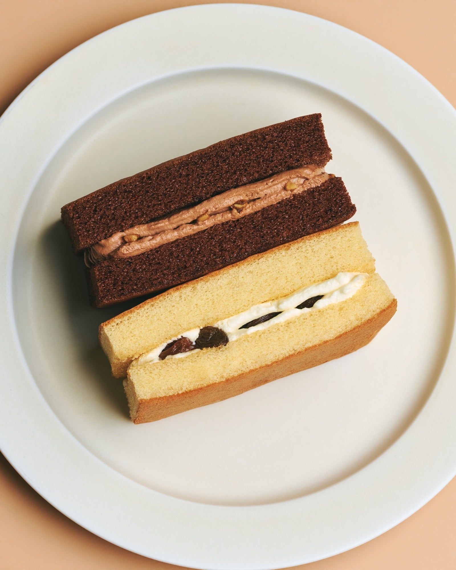 「(NO) RAISIN SANDWICH」のふあふあサンド、セブン−イレブンで全国へ