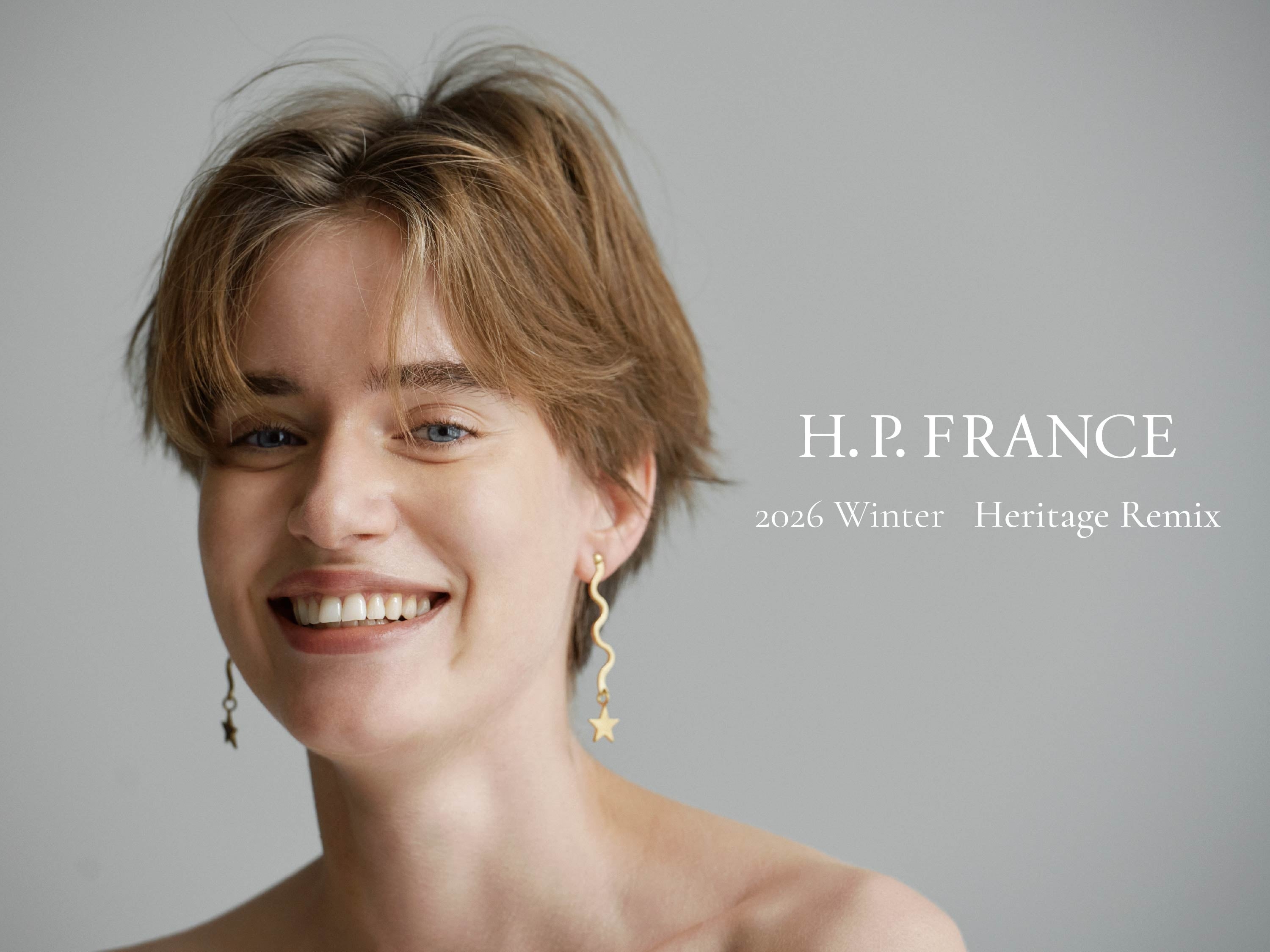 H.P.FRANCE冬の「Heritage Remix」色柄を重ねる装いとギフト