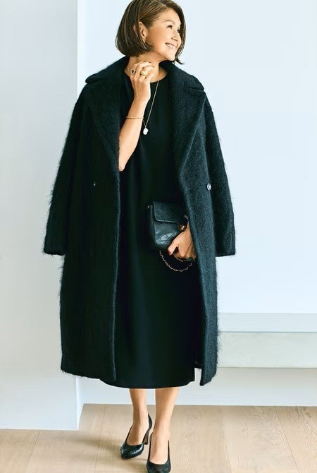 ミモレストア別注、j.（ジェイドット）×松井陽子さんのモヘアシャギー黒コート