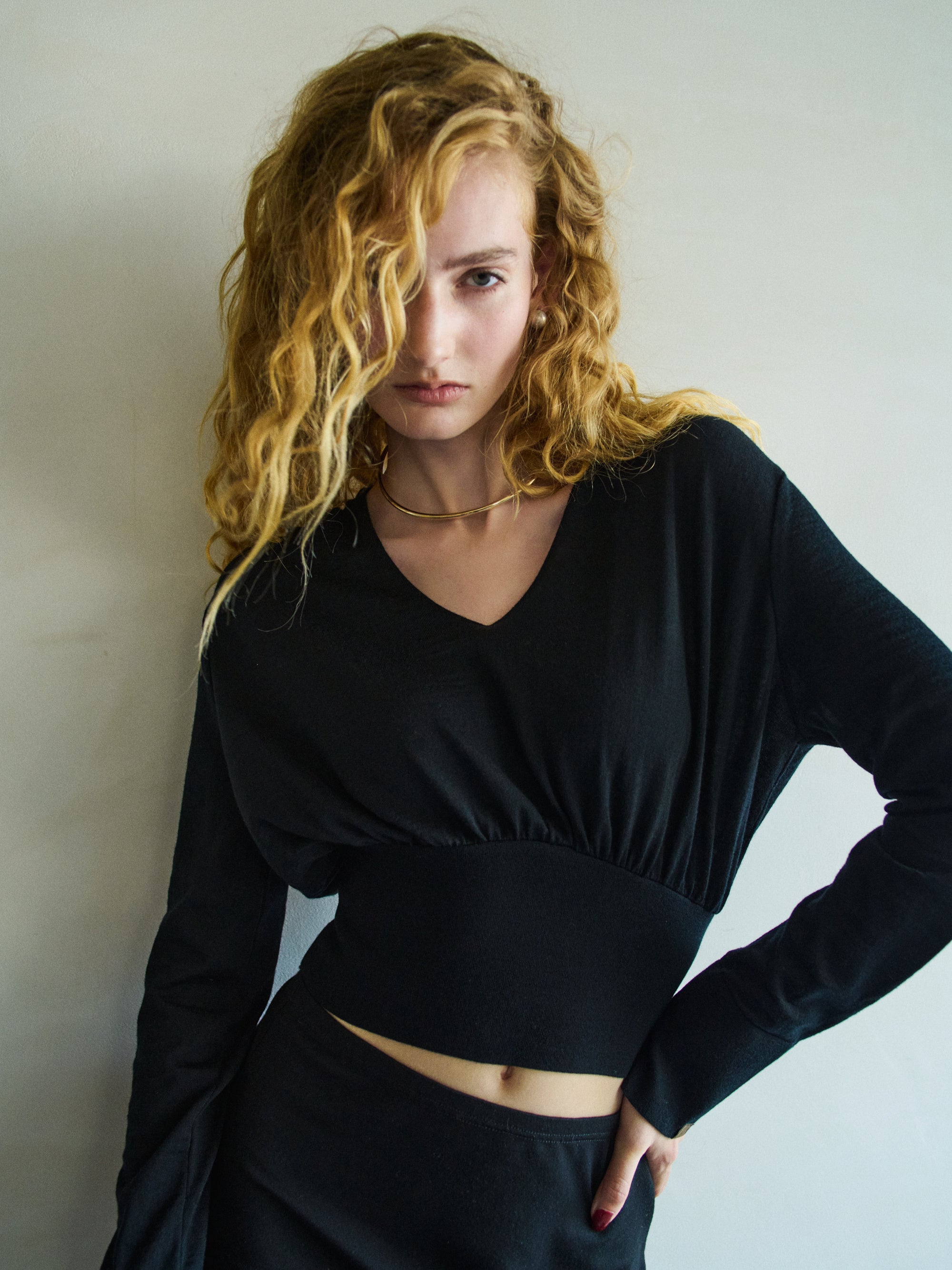 V-neck Waisted Gathered Knit