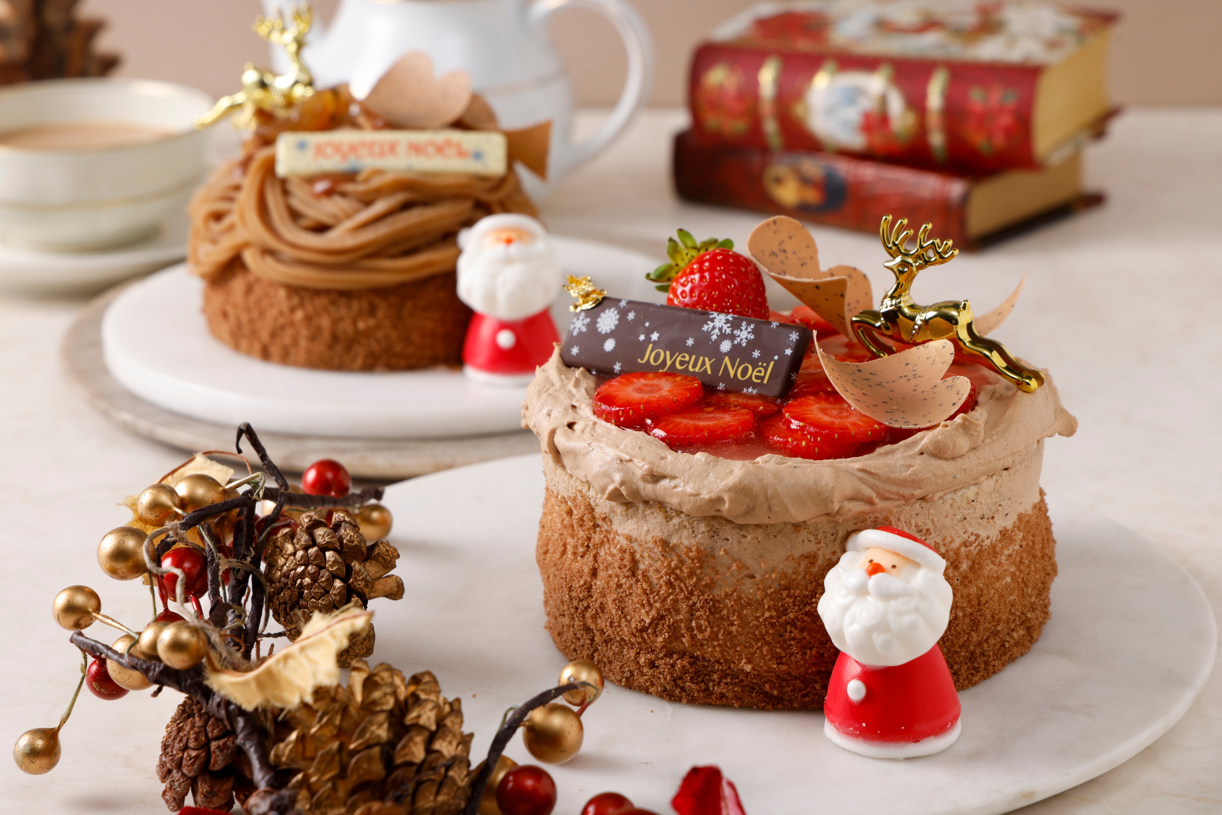 ルロワージュのクリスマスケーキ、ロイヤルミルクティー尽くしの2種