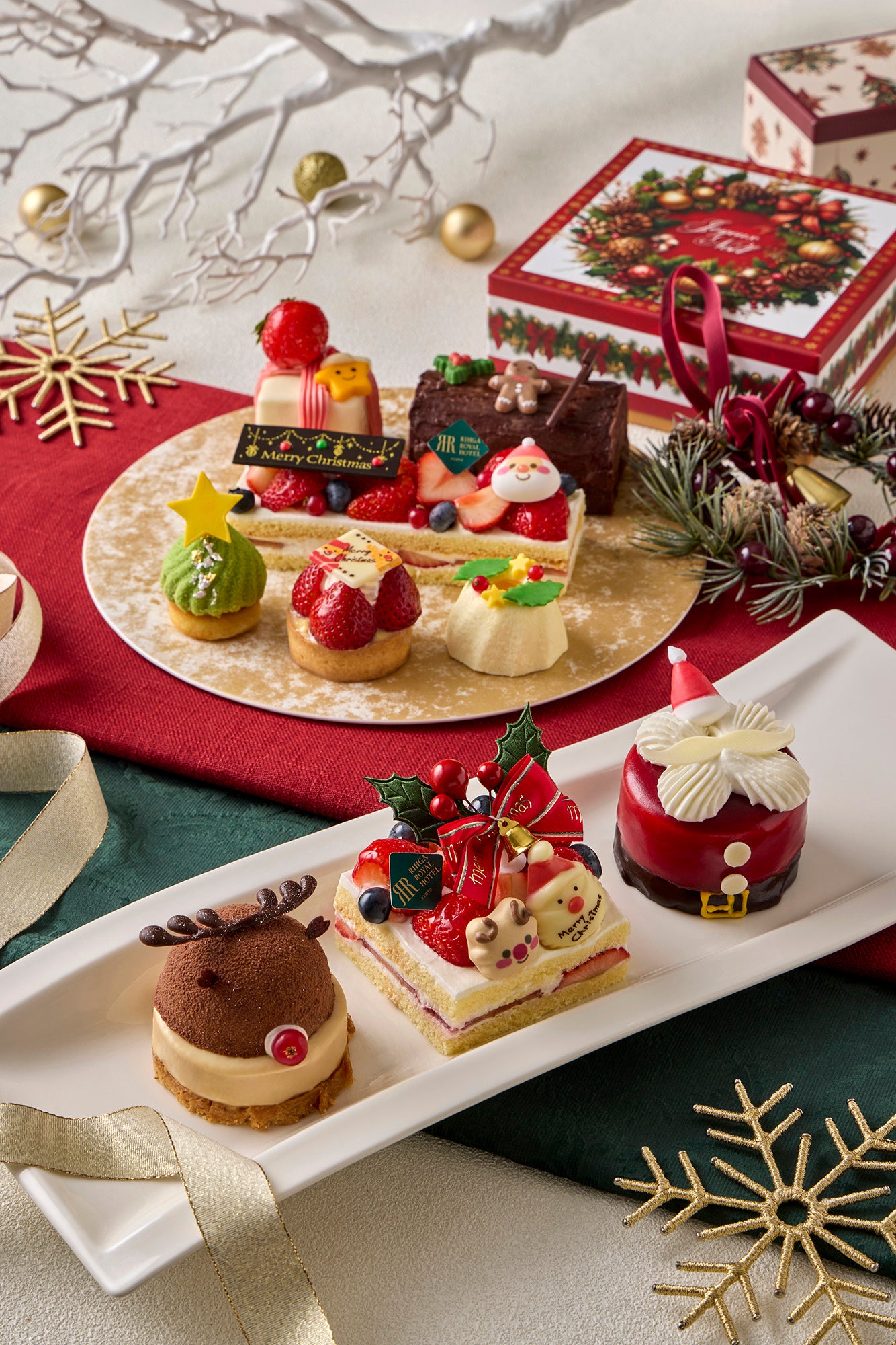 リーガロイヤルホテル京都のクリスマスケーキ、6種と3種を詰めたギフトボックス