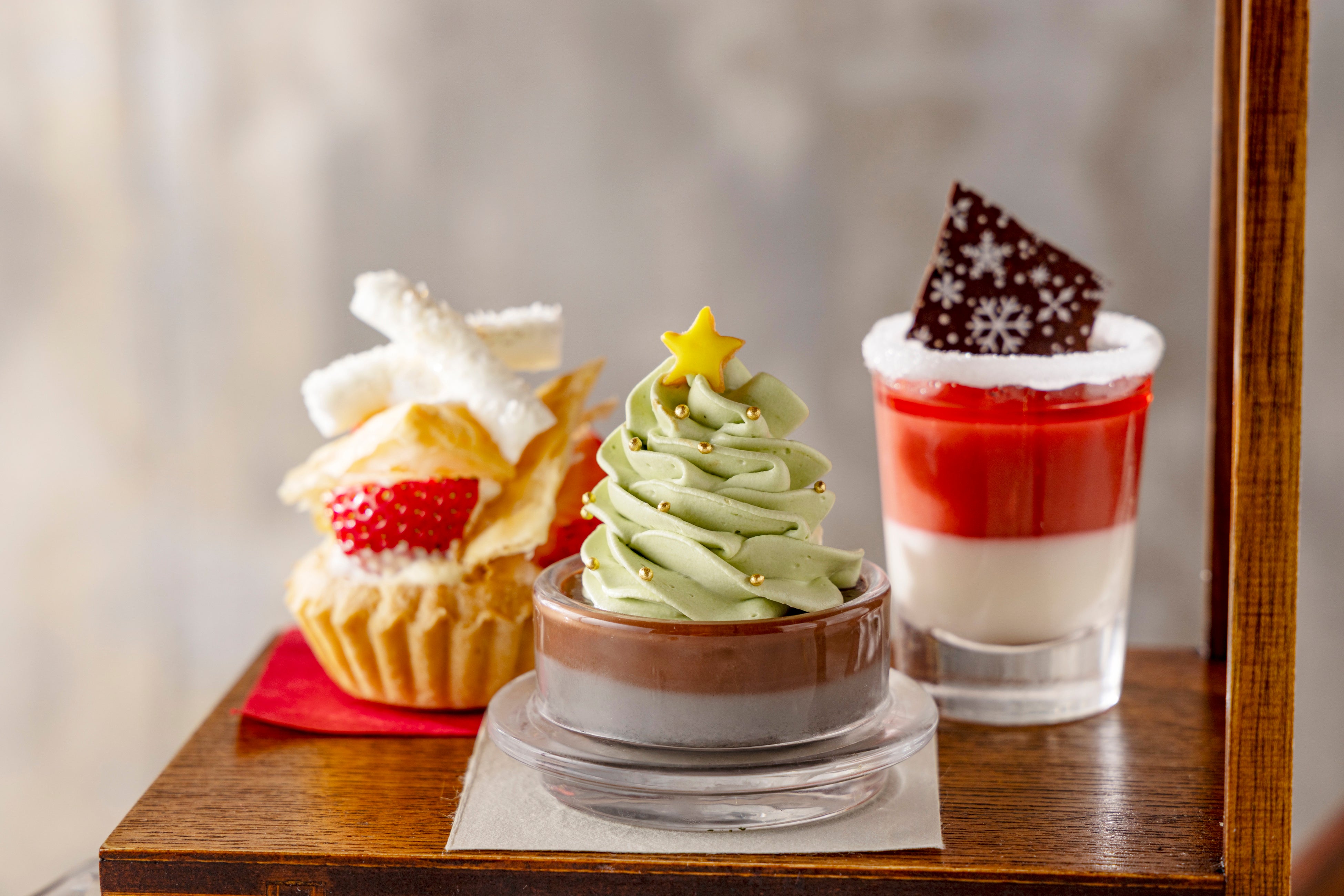 黒ゴマプリン抹茶クリーム