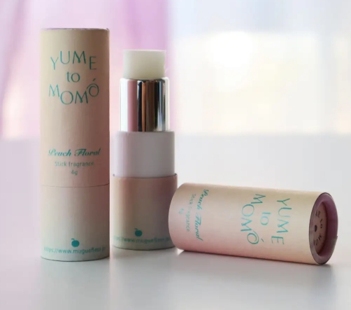0.2秒でセルフケア完了！Z世代が生み出した革新的スティック型フレグランス「YUME to MOMO」♡