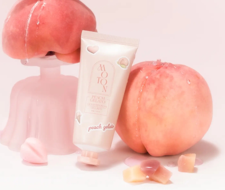秋冬の乾燥対策に♡MOTON「ピーチジェラート」香るシルクハンドクリームが限定登場！